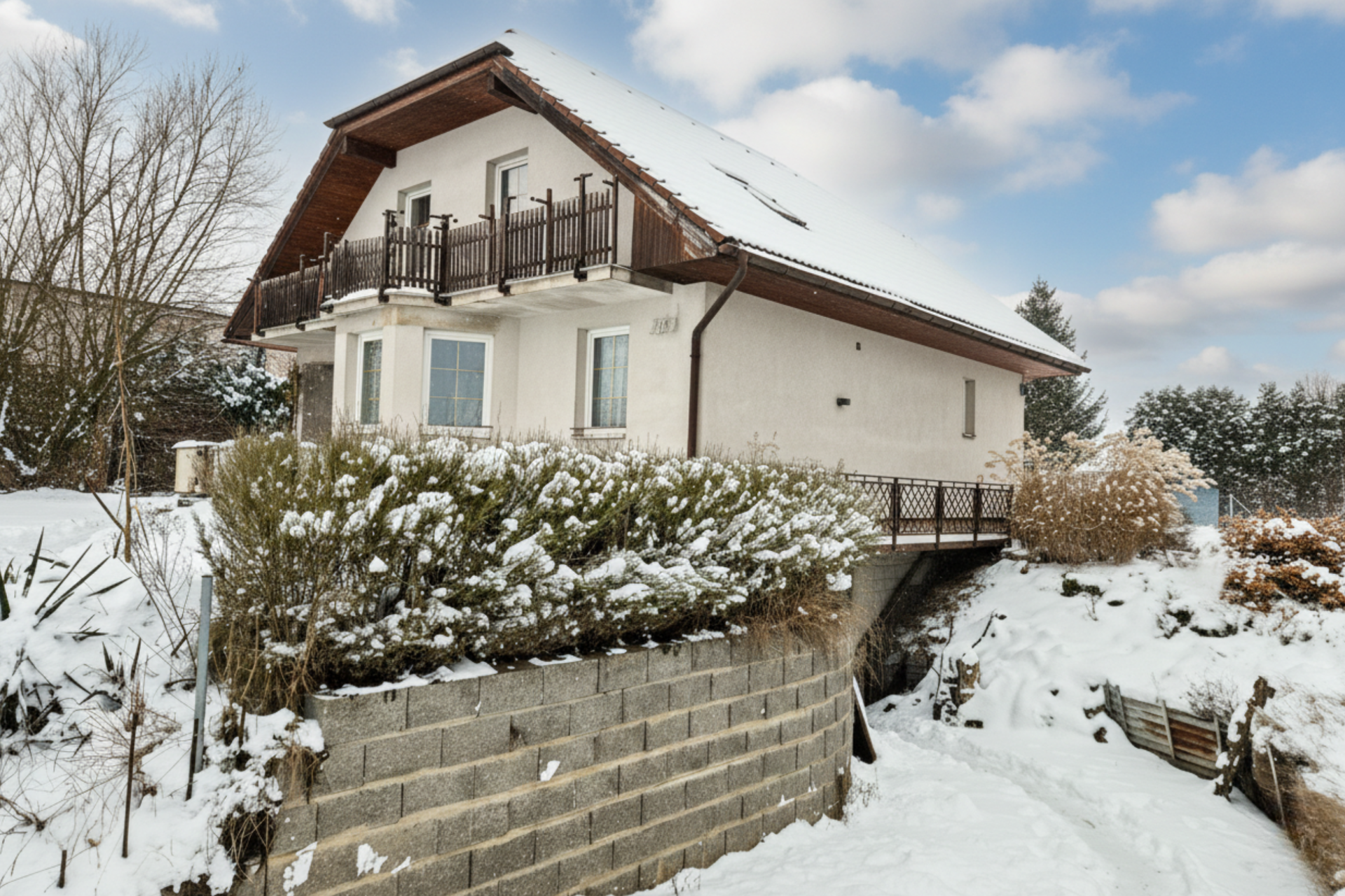 Pronájem rodinného domu 4+kk, Dřísy