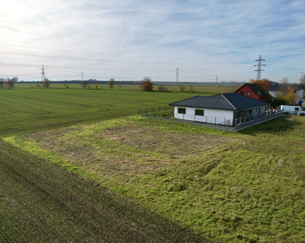 Pozemek v Zápech